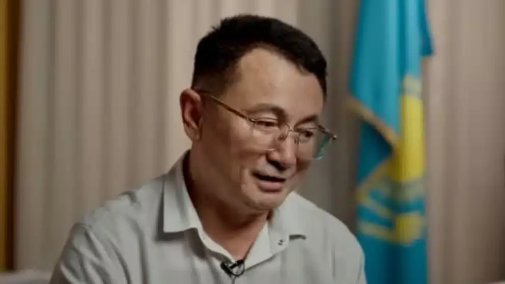 “2026 жыл - қазақ тілі жылы болсын”: Танымал заңгер Тоқаевқа үндеу жолдамақ (ВИДЕО)