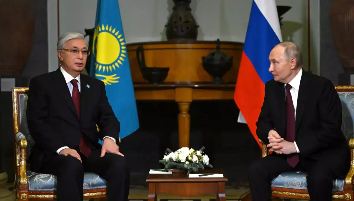 Глава государства провел встречу с Президентом Российской Федерации