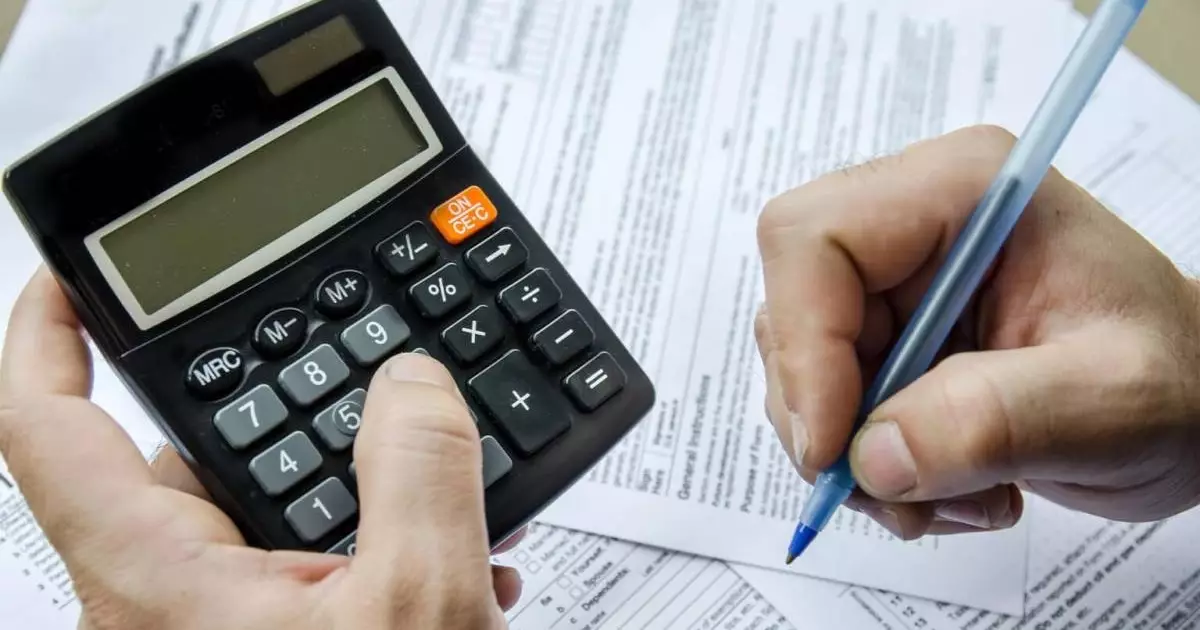  2-3 жерде жұмыс істейтіндерге тықыр таянды: Енді оларға салық салынады 