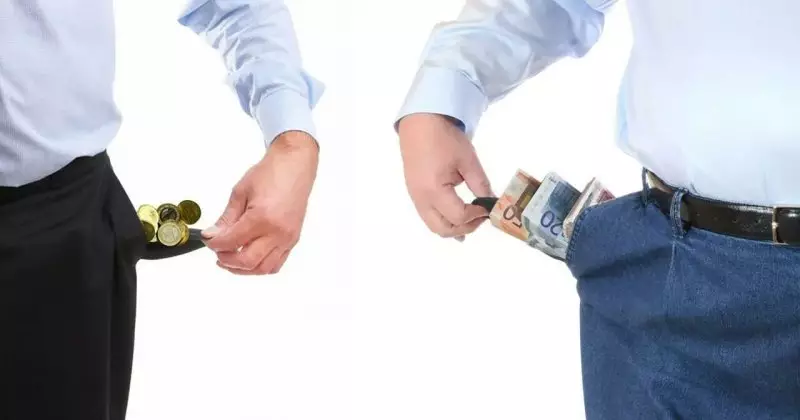 Что отличает богатых от бедных, рассказал казахстанский аналитик