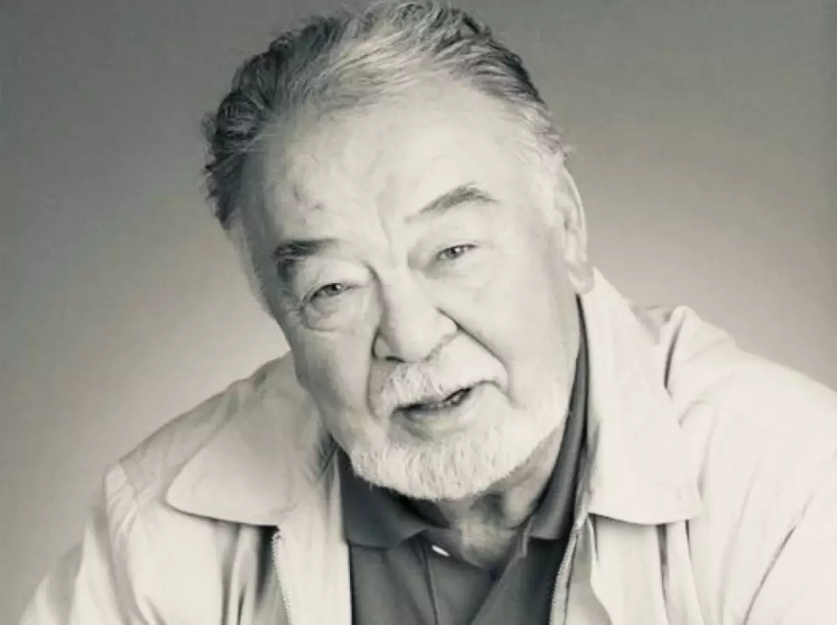 В Алматы прощаются с Асанали Ашимовым