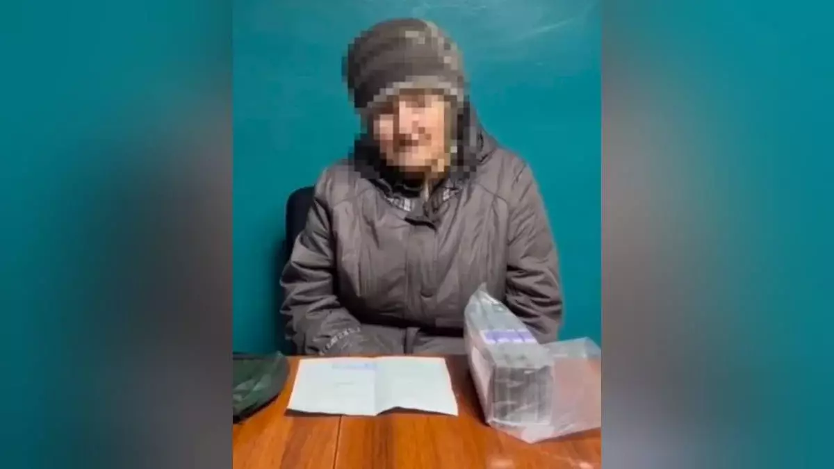 Таксист спас пенсионерку от мошенников в Павлодарской области