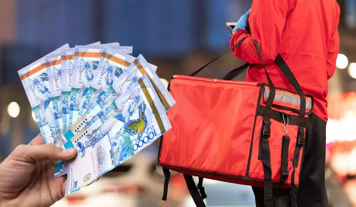 Девушка отдала больше 6,5 млн тенге «курьеру» в Актобе