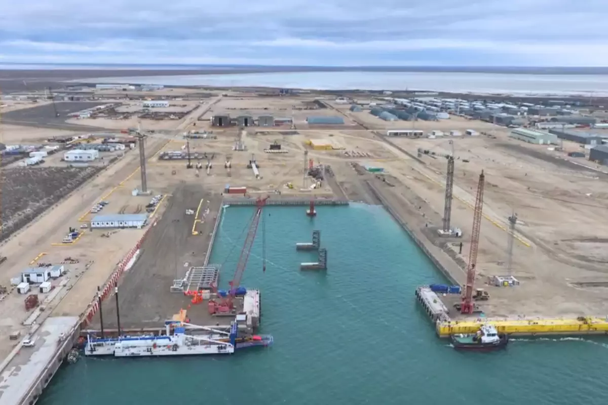 На фоне обмеления Каспия: в порту Курык начали масштабные дноуглубительные работы
