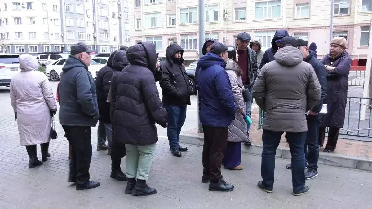 Зимой без тепла: жители Актау замерзают в своих квартирах