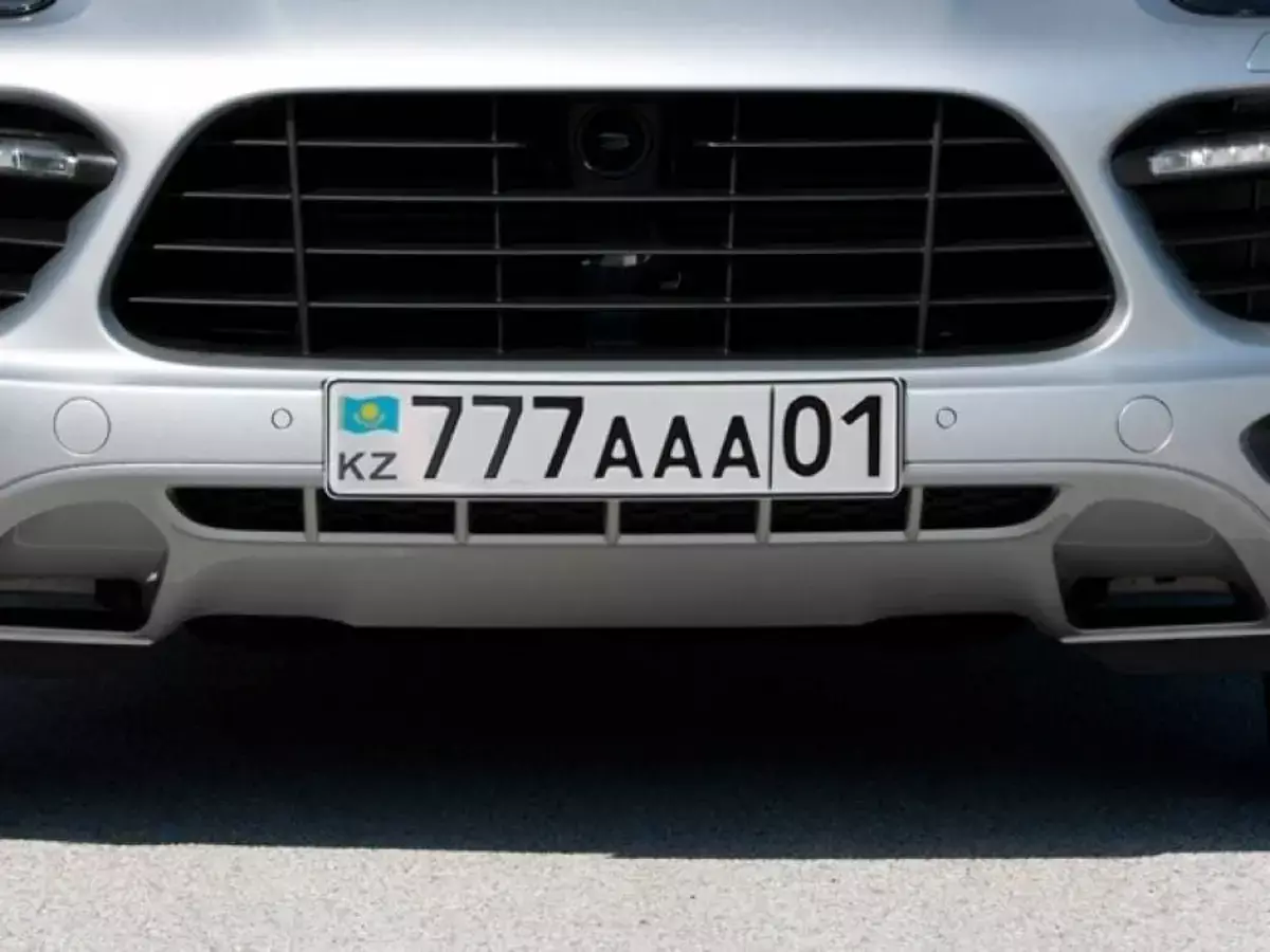 Необычный способ выделиться на дороге: как выбрать идеальный номер для автомобиля с телефона - новости на Lada.kz 23.12.2025