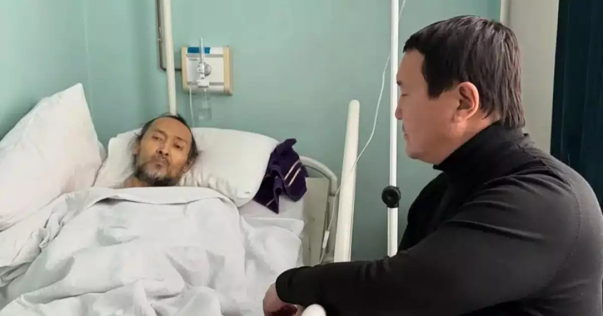  `Инсульт алып қалды`: Танымал актердің жағдай күрт нашарлап кетті, әріптестері шұғыл мәлімдеме жасады (ФОТО) 