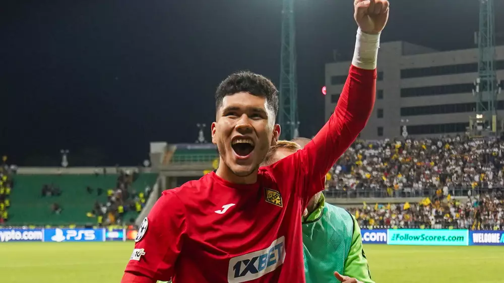 8-летний фанат Темирлана Анарбекова расплакался из-за своего кумира