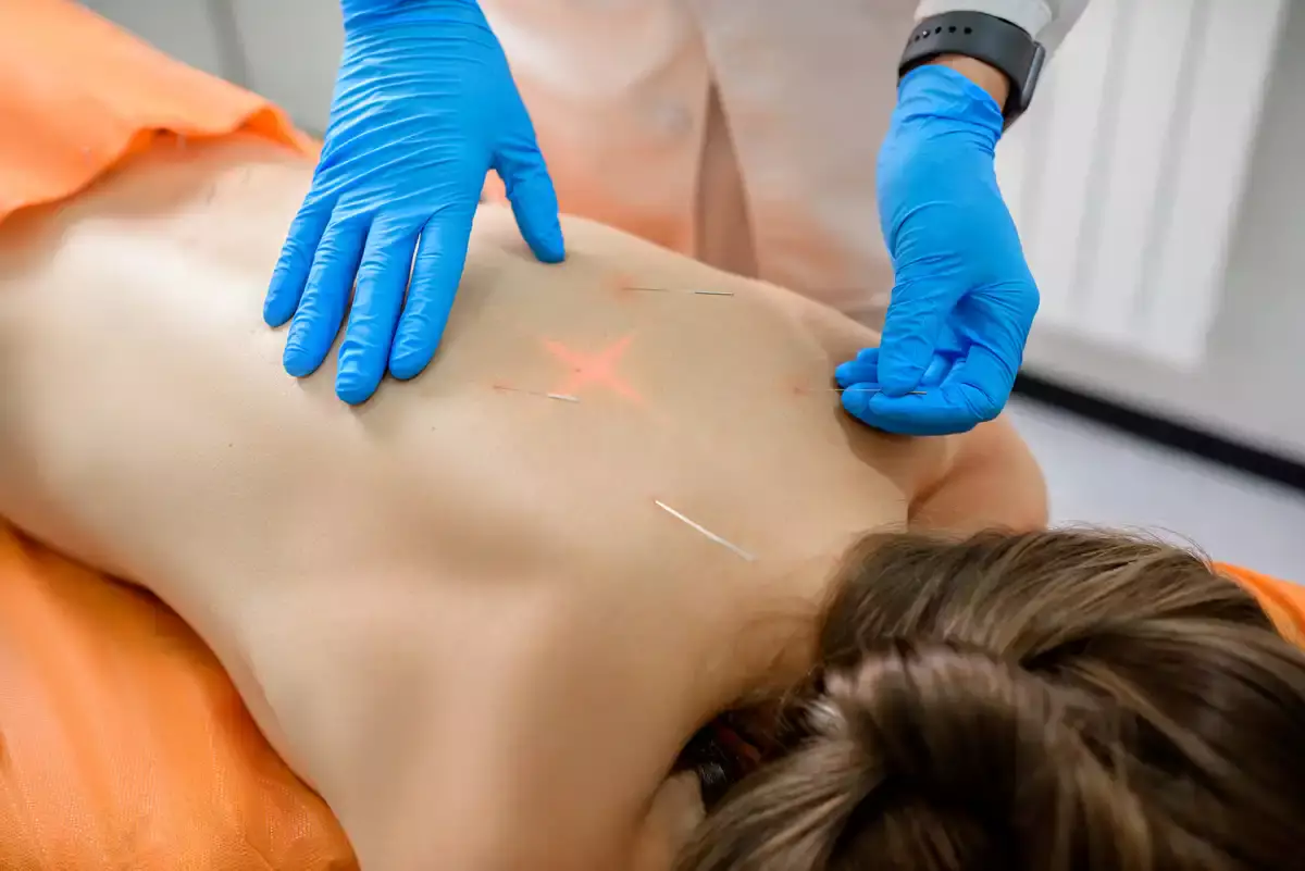 ШҚО-дағы шипажайда ине салу кезінде әйелдің өкпесі тесілген