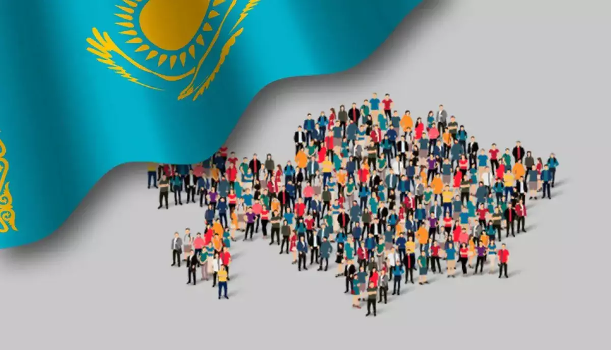 Қазақстандықтардың жартысынан көбі елдің саяси-экономикалық жағдайын бақылайды - сауалнама