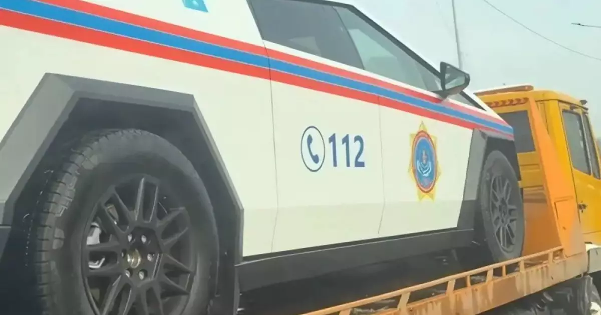  Tesla Cybertruck заметили в автопарке МЧС Казахстана 
