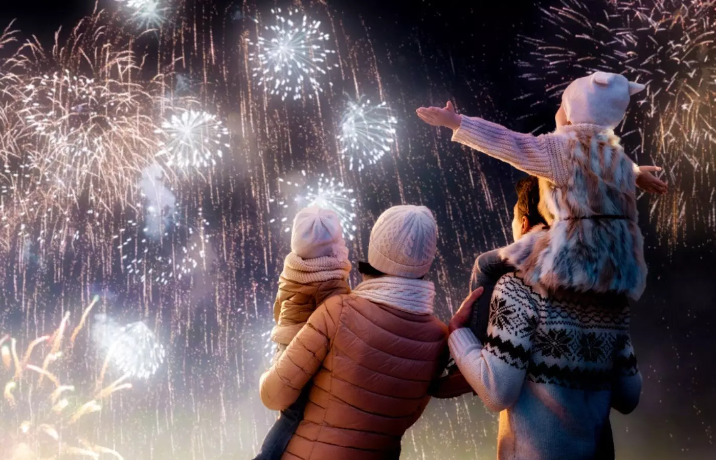 Жаңа жылда жақындарымызды қалай құттықтаған дұрыс