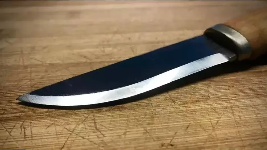 Астана вокзалында шетелдік азаматқа пышақпен шабуыл жасалды