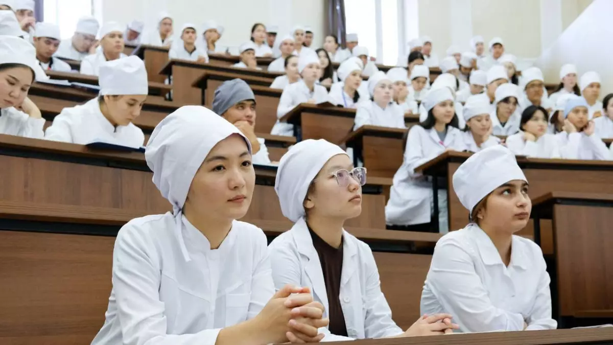 Жас мамандардың басым бөлігі ауыл медицинасында қызмет етуде