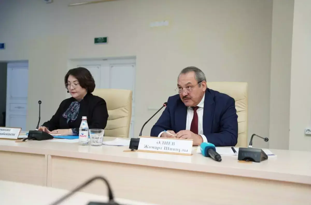 «Средняя температура по больнице» - какие данные озвучили вице-министру экологии в Мангистау - новости на Lada.kz 23.12.2025