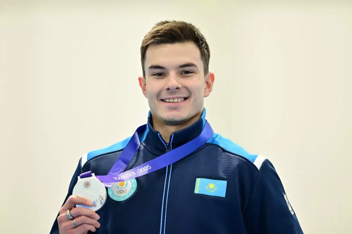 Казахстан утвердил состав на Олимпиаду по конькобежному спорту