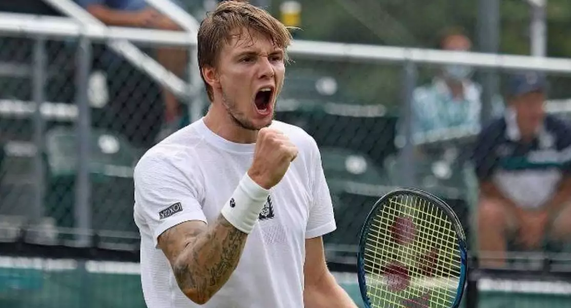 Александр Бублик вошёл в топ-20 самых прибыльных теннисистов