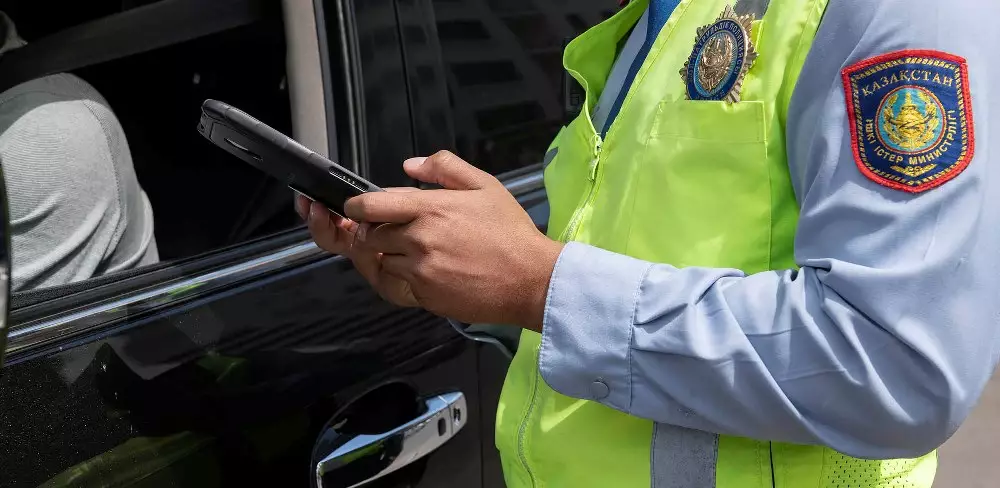 Водителя с 43 нарушениями ПДД задержали в Таразе