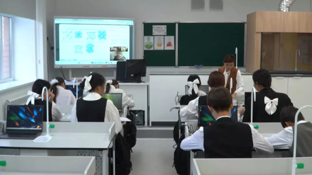 Как ИИ меняет образование