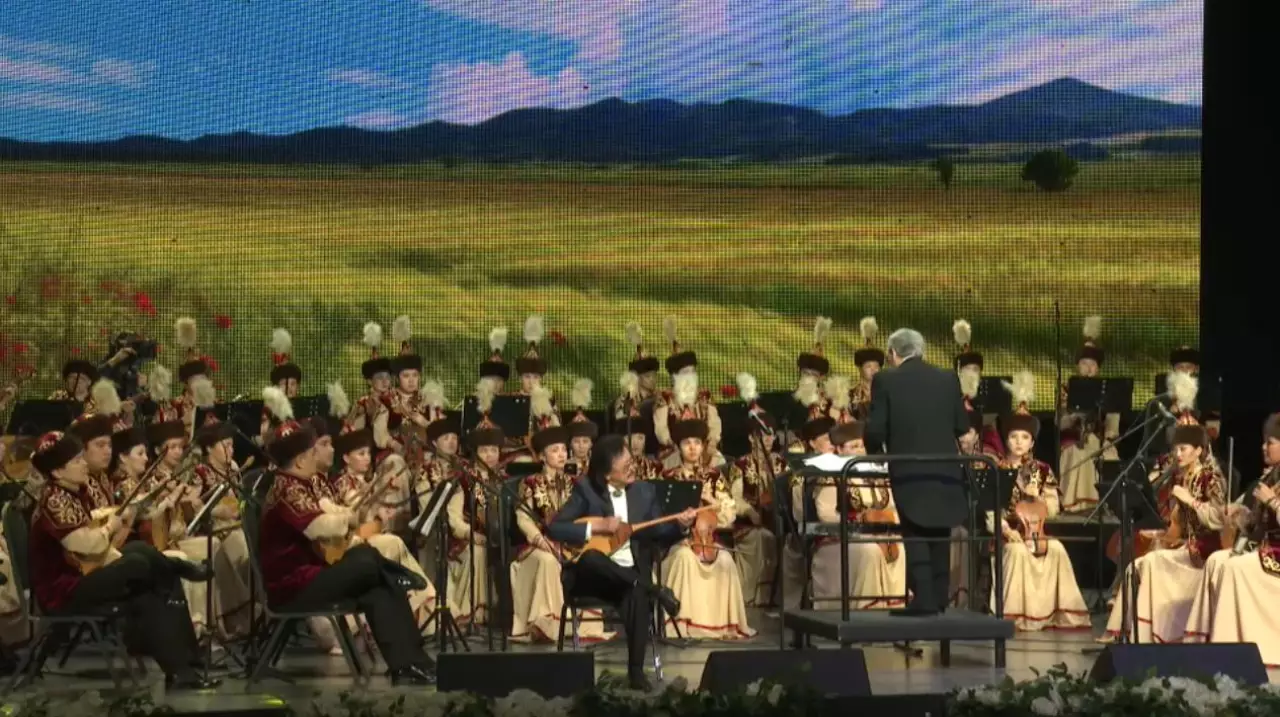 Творческий вечер известного кюйши Секена Турысбекова прошёл в столице