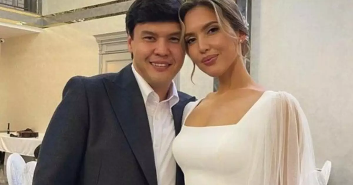   "8 миллион теңге кетті": Айтбек Амангелді қарындасы Салтанат Нүкенова жайлы кітап шығарды   