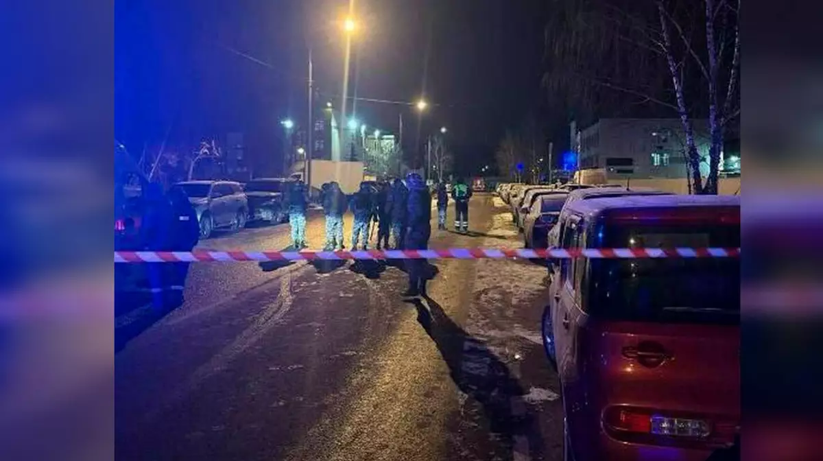 В Москве при взрыве у полицейского участка погибли двое сотрудников ДПС