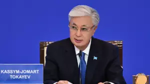 Мемлекет басшысы жазушылар мен ақындар қатысты жарлыққа қол қойды 