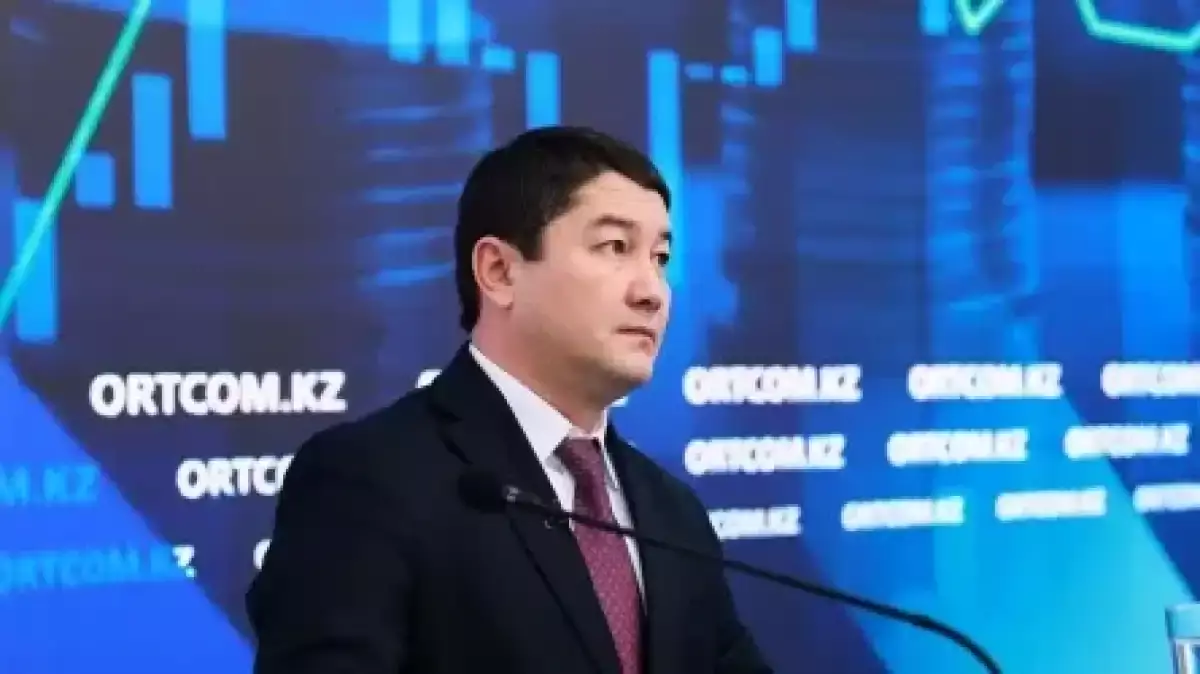 Некесіз туған ұлға қатысты дау: Маңғыстау әкімі жалақысы мен алимент мөлшерін айтты