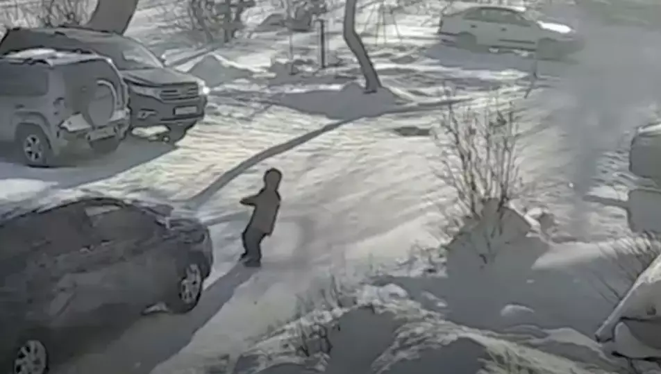 Риддерде жүргізуші баланы қағып, оқиға орнынан қашып кеткен