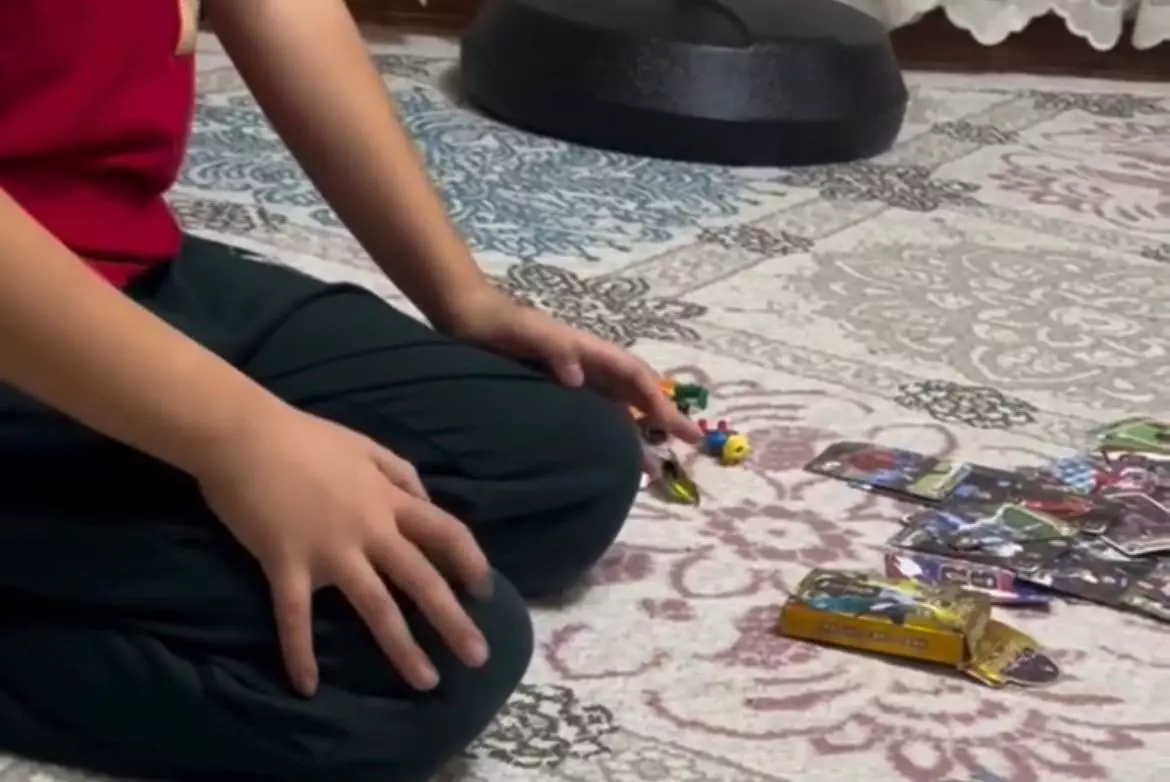 "Там нет "Кайрата": видео с 8-летним фанатом из Семея растрогало пользователей соцсетей