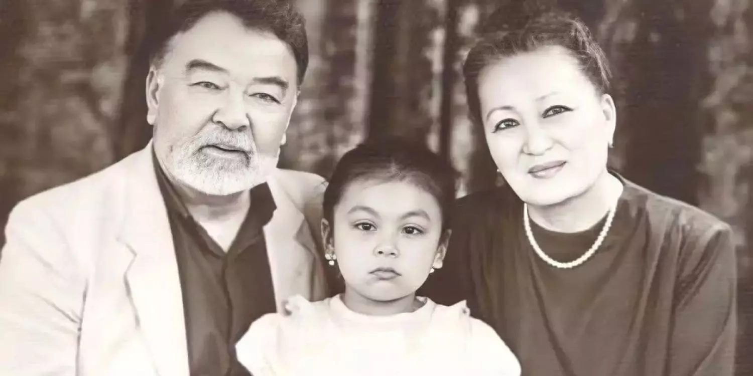 «Ішкі ағзаның бәрі желініп кеткен»: Бағдат Әшімова актердің бірінші әйелі қалай қайтыс болғанын айтты 