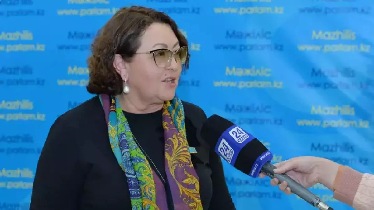 «Я не сталкивалась с давлением»: Ирина Смирнова ответила на заявления экс-депутата о несвободе в парламенте