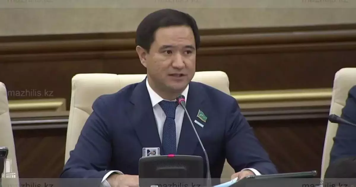  `Миллиардтар кетіп жатыр, нәтиже жоқ`: депутат бизнесті қолдау жүйесінің тиімсіз екенін айтты 