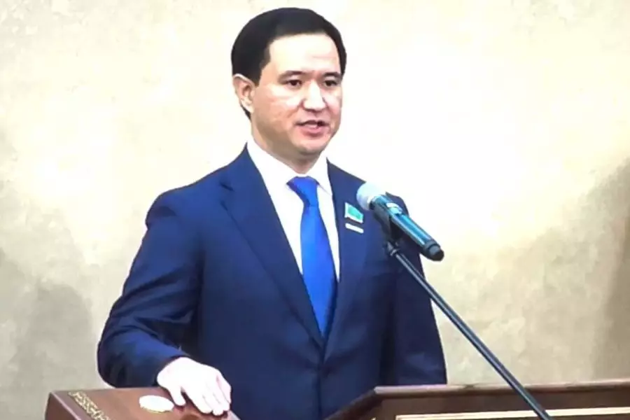 Депутат Мажилиса Әбутәліп Мутәлі задал вопрос касательно поддержки бизнеса