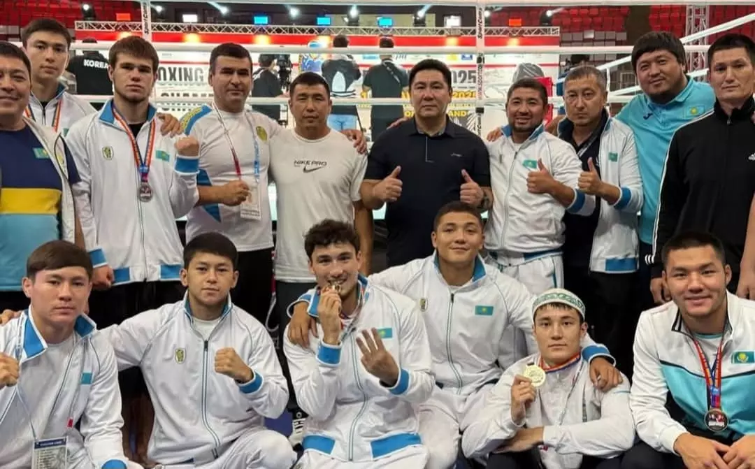 Бақыт Сәрсекбаев «ұйқыдағы» қазақ боксына шапалақ берді