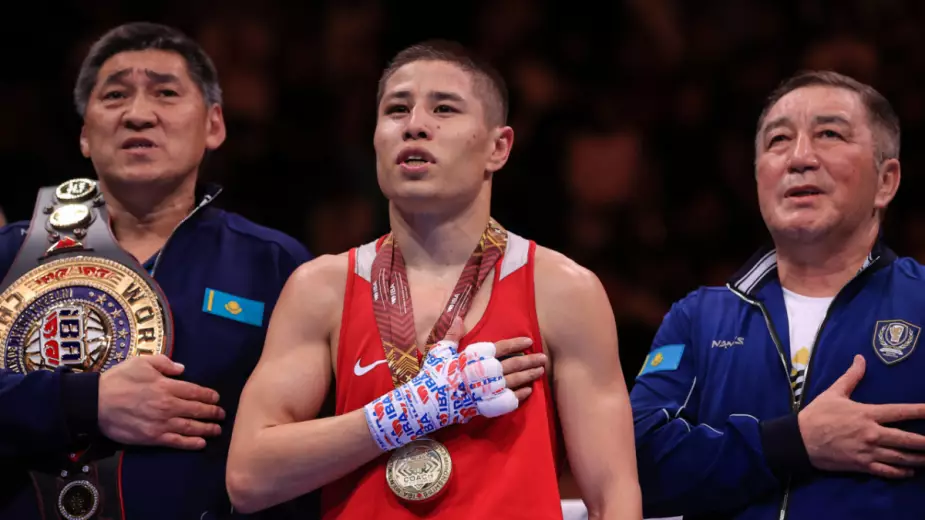 Деньги, квартира и лошадь: что уже подарили чемпионам мира по боксу в Казахстане? 