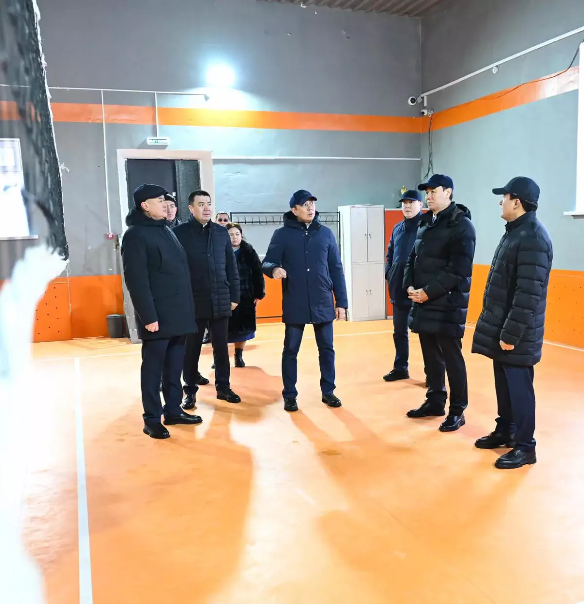 Алматы әкімі Сұлуcай шағынауданында инженерлік желілердің құрылысын тексерді