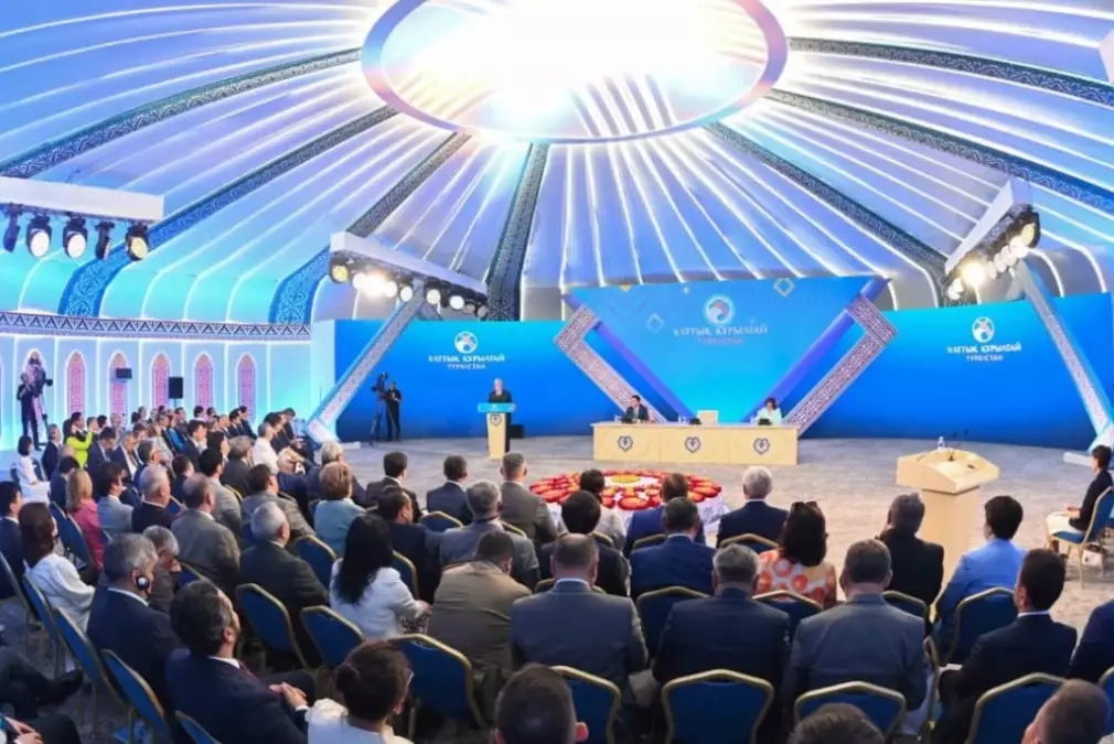 Экономика справедливого развития: какие приоритеты обозначили на Национальном Курултае
