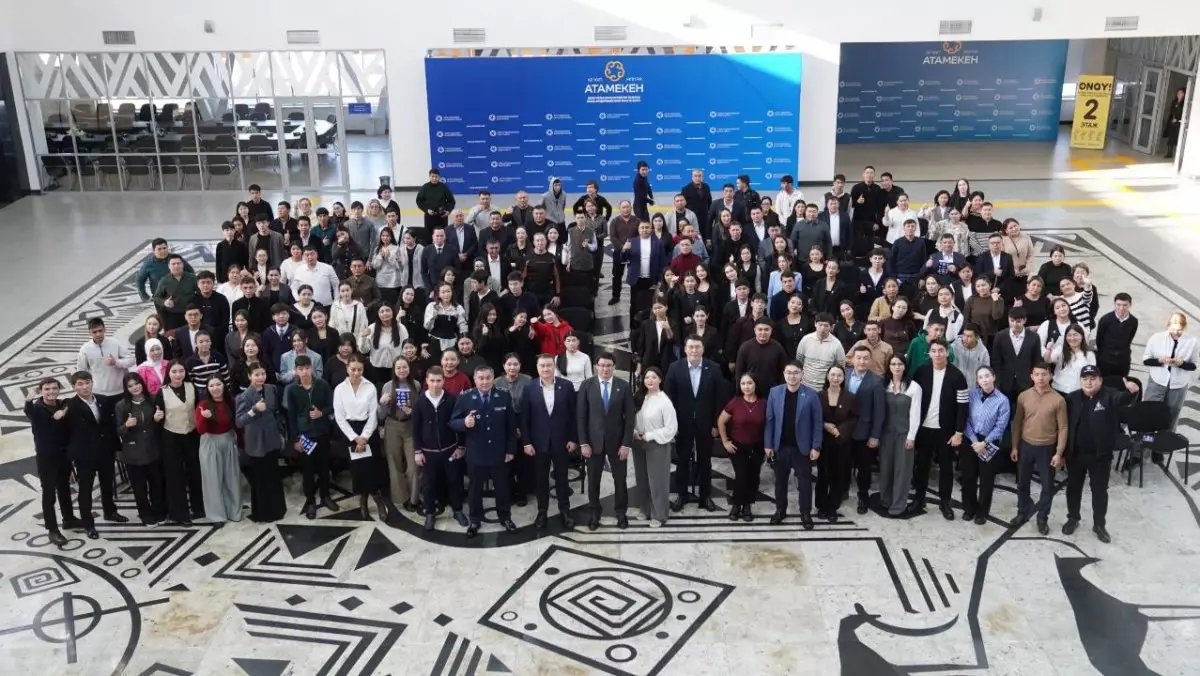 «Заң мен тәртіп» идеологемасы аясында «Legal Talk: ашық микрофон» форматындағы жастар форумы өтті