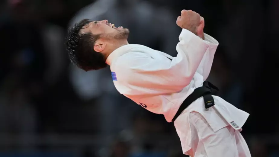 Олимпийский чемпион Елдос Сметов готовится к возвращению на татами (ВИДЕО)