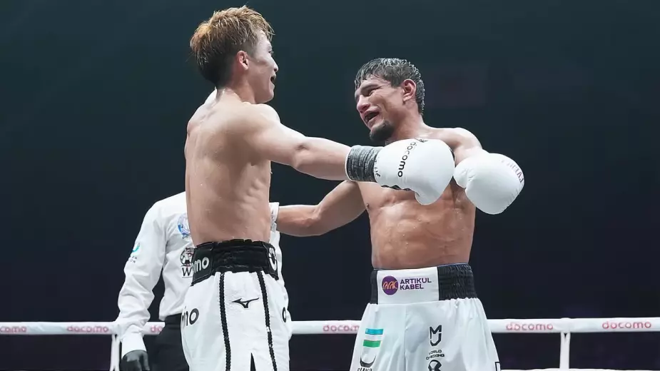 Второй лучший боксер мира - о бое с узбекистанцем: "Как он вообще не падал?"