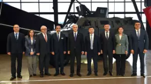 Президент Besqaru зауытымен танысты