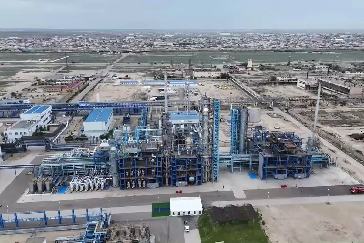 В Актау выявили выброс сероуглерода