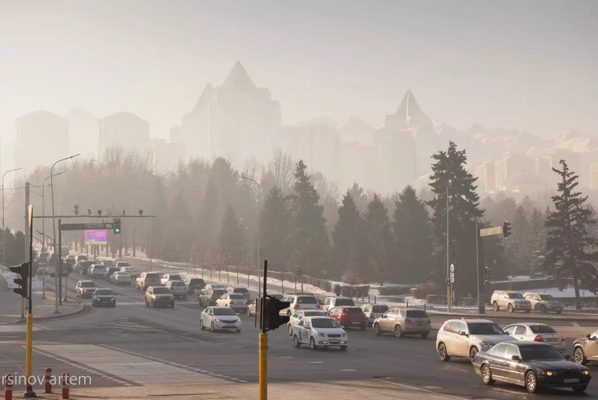 Аудиторы выявили нарушения в Алматы: субсидии и простаивающие автобусы