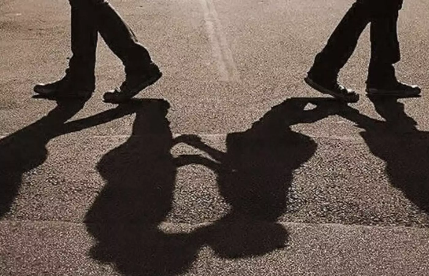 Туыстармен ара қатынас суыса не істеу керек?