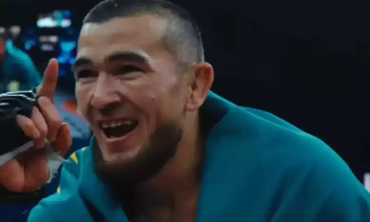 Қазақ файтері өзбек қарсыласын 52 секундта нокаутқа түсірді