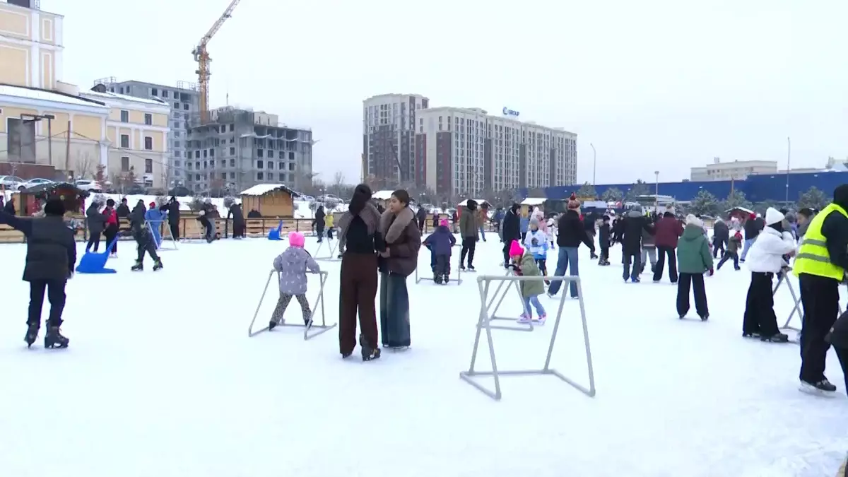 Шымкентте орталық алаңда мұз айдыны ашылды