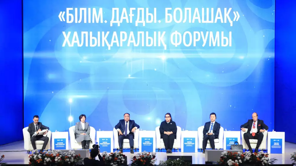 В Актобе прошёл международный форум по развитию рабочих профессий