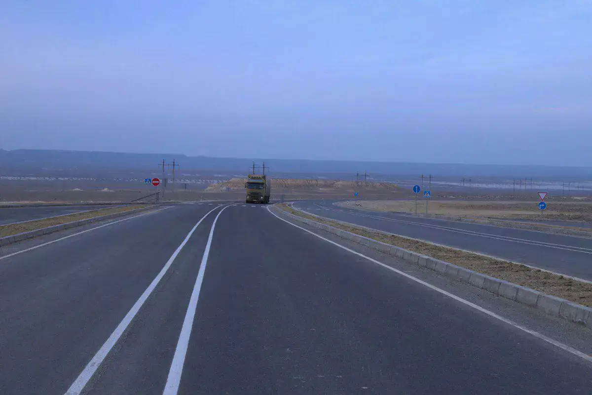Нурдаулет Килыбай : В Мангистау 97% автомобильных дорог находятся в хорошем состоянии - новости на Lada.kz 24.12.2025