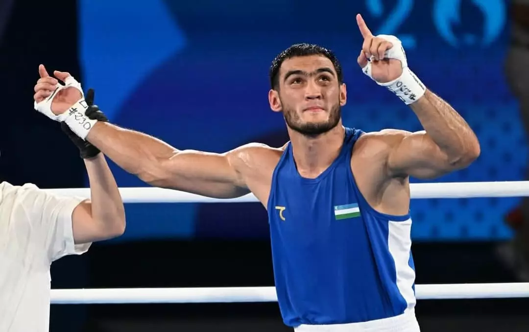 Өзбекстанның даулы жұлдызы Кремлёвке шүйлігіп, Қазақстанды еске салды